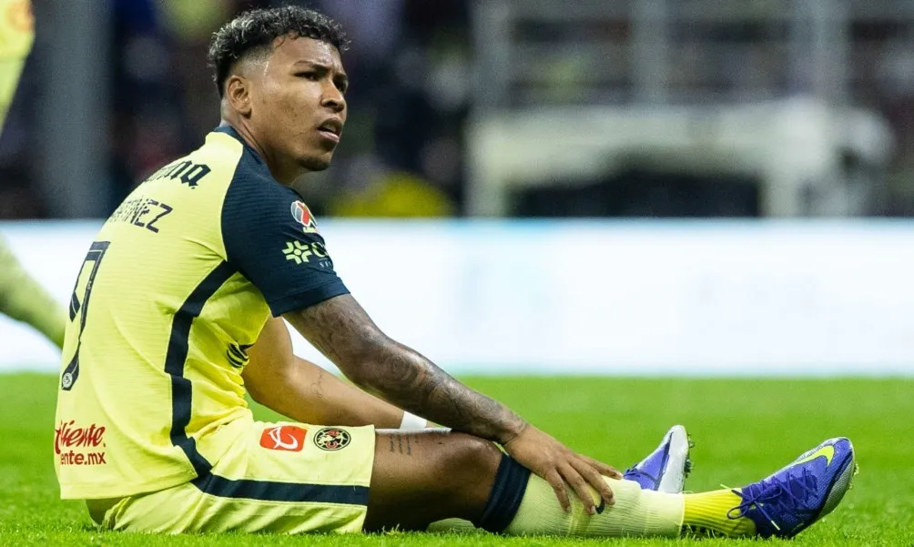 MIGUEL PONTÓN / AGENCIA RÉCORD Roger Martínez en lamento con las Águilas