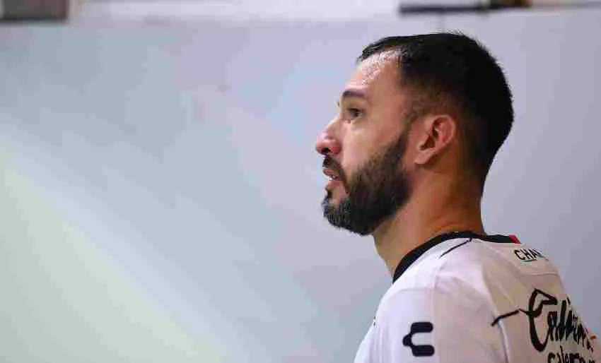 Aguilera previo a un juego del Atlas