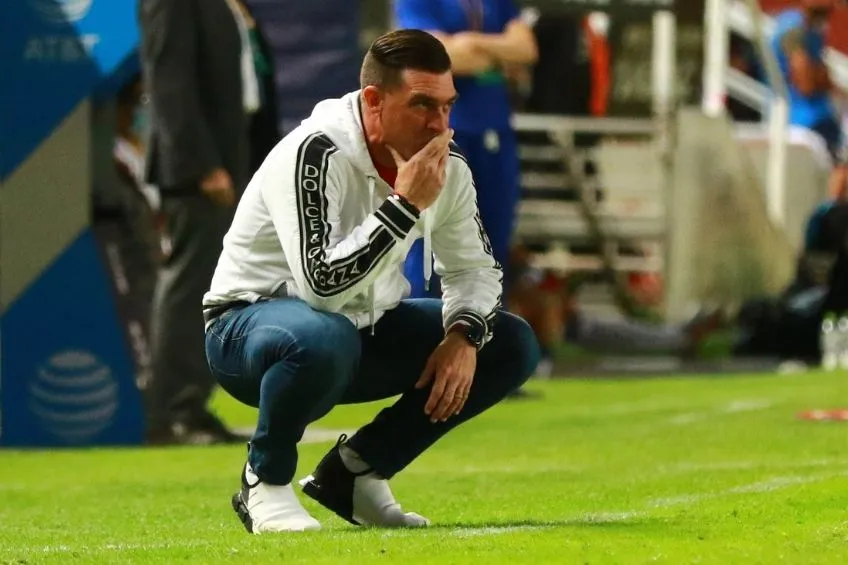 IMAGO7 Pablo Guede durante el partido del Necaxa