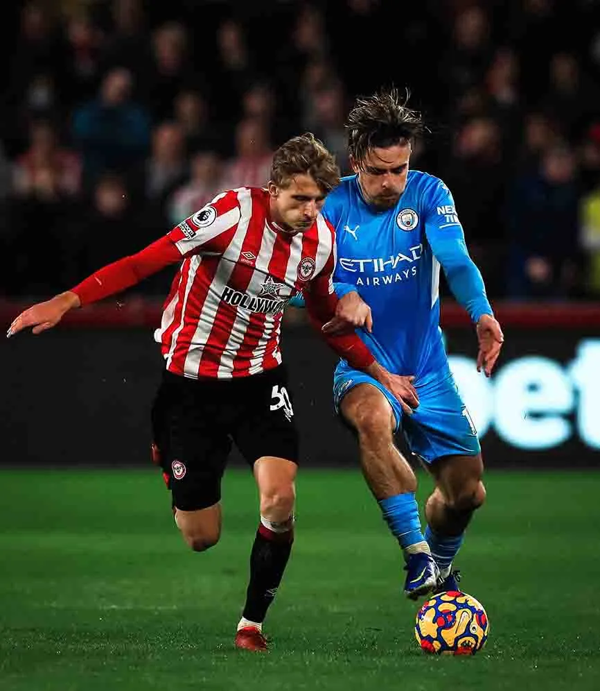 TWITTER @BrentfordFC Brentford vs Manchester City, en un partido de la Premier League