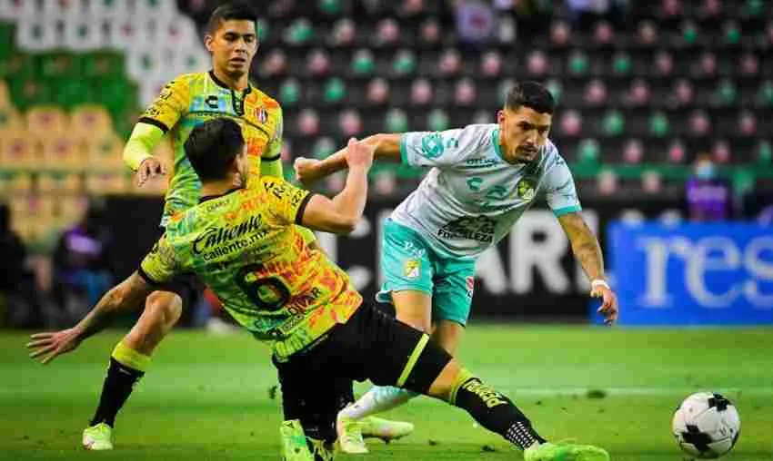 INSTAGRAM: @fedemart07 Martínez en su debut con La Fiera