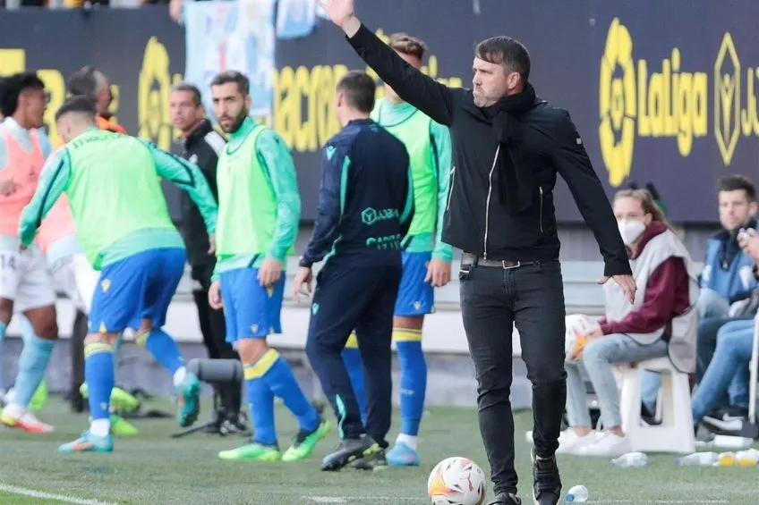 Eduardo Coudet dirigiendo al Celta