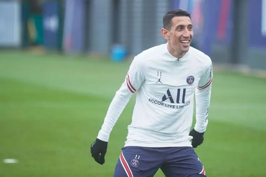 INSTAGRAM: @angeldimariajm Ángel Di María entrenando con el PSG