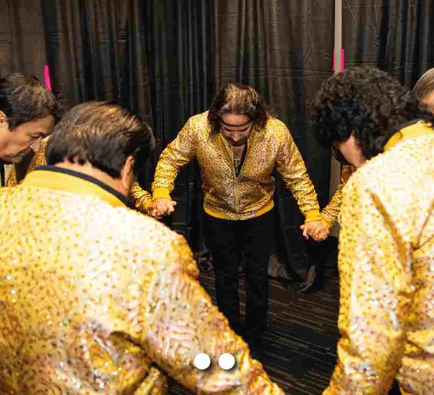 Los Bukis previo a un concierto