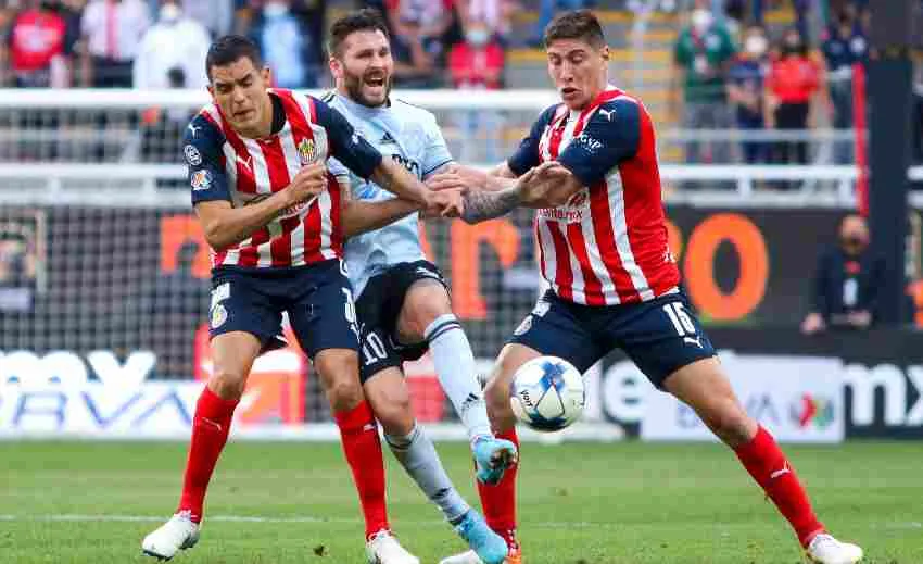 Partido de Chivas vs Tigres