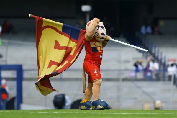 Goyo Puma luce el uniforme terracota