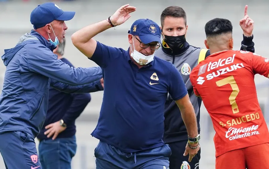 IMAGO7 Andrés Lillini tras expulsión de Mozo