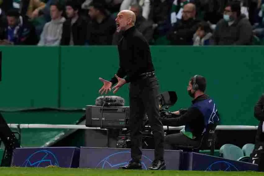 Pep Guardiola en el partido de Champions League