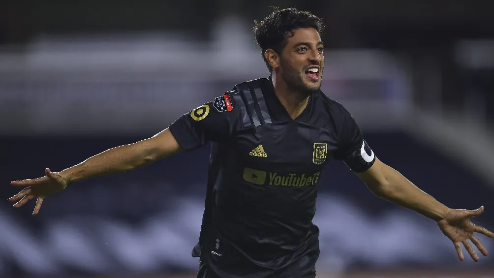 Carlos Vela festejando gol con LAFC en partido de Concachampions