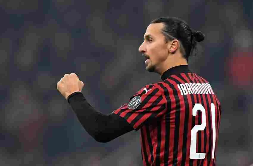 Ibra jugando con el Milan