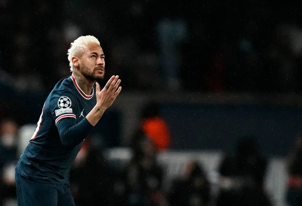 Neymar en juego vs Nantes