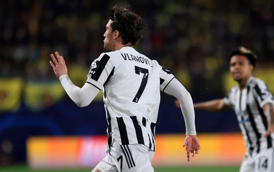 EFE Dusan Vlahovic celebra su gol tempranero