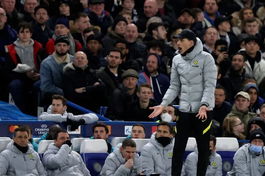 AP Thomas Tuchel dirigiendo al Chelsea
