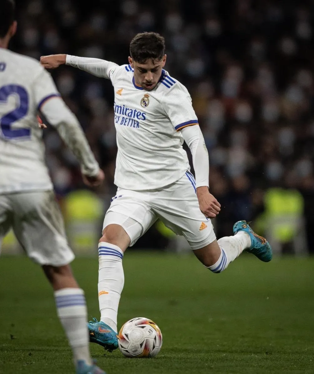 TWITTER: @fedeevalverde Valverde en jugada vs Alavés