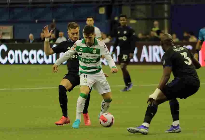 Gorriarán durante el partido de la Concachampions
