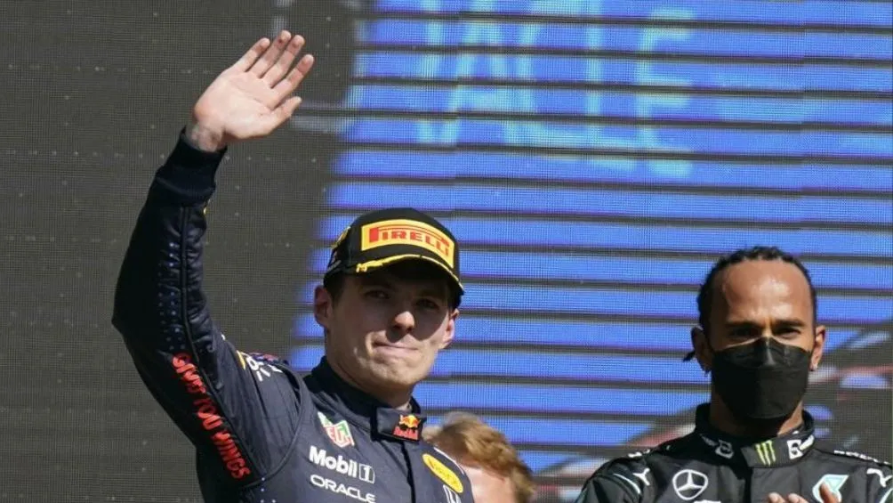 AP Verstappen y Hamilton