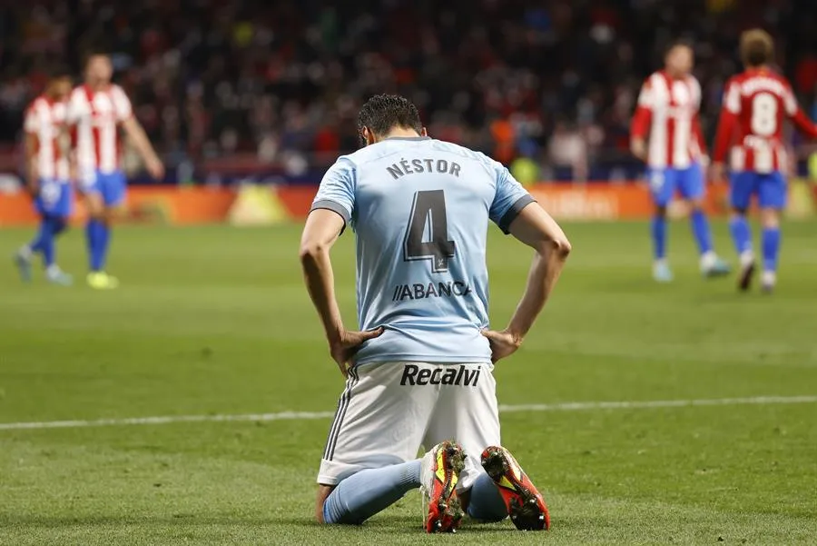 Araujo se lamenta una acción