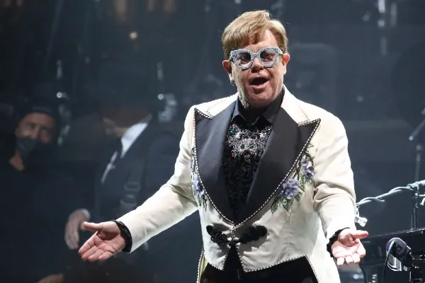 Elton John en el Madison Square Garden
