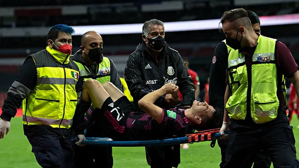 Hirving 'Chucky' Lozano tras sufrir luxación con la Selección Mexicana