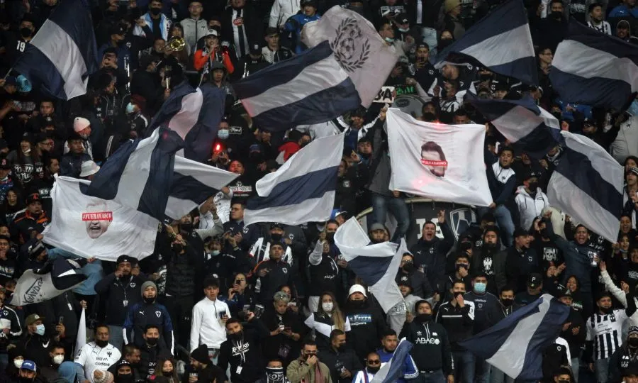 La afición de Rayaos durante el juego ante San Luis