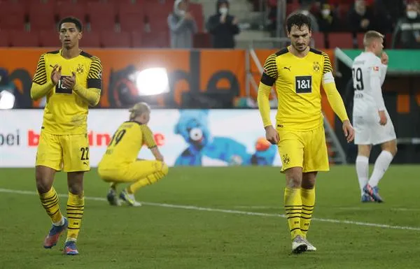 Jugadores del Dortmund reacciona al partido vs Augsburgo