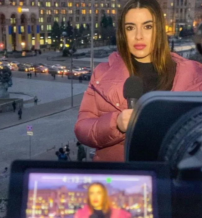 Sol Macaluso cubriendo conflicto en Ucrania