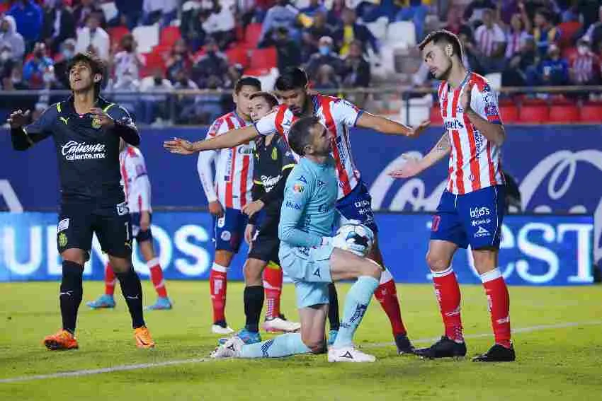 Jugadores de San Luis vs Chivas
