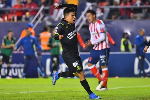 Fernando Beltrán frente a Chivas
