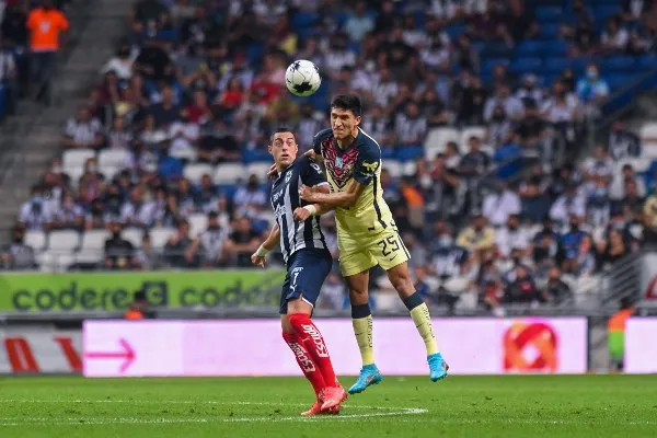 IMAGO7 Rogelio Funes Mori en acción frente al América