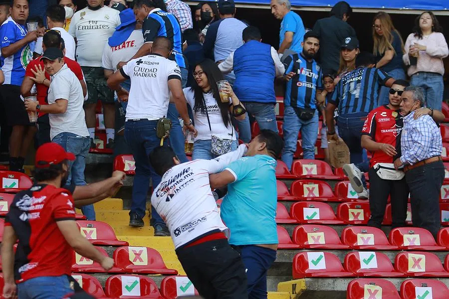 EFE Incidentes en el Querétaro vs Atlas
