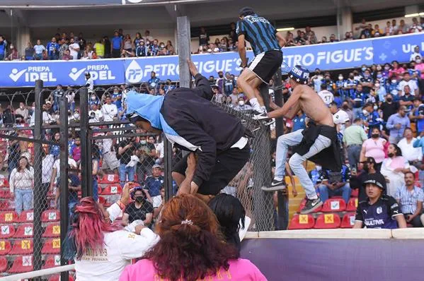 Incidentes en el Querétaro vs Atlas