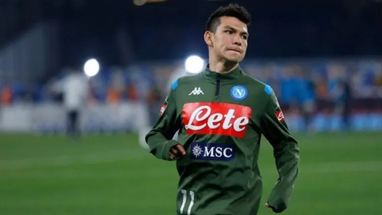 EFE Hirving Lozano en entrenamiento con el Napoli