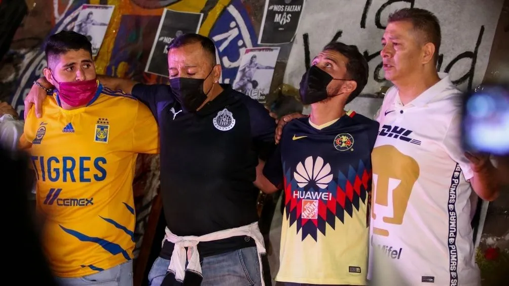 Aficionados de varios equipos se unieron tras los incidentes