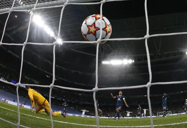 Donnarumma tras recibir un gol