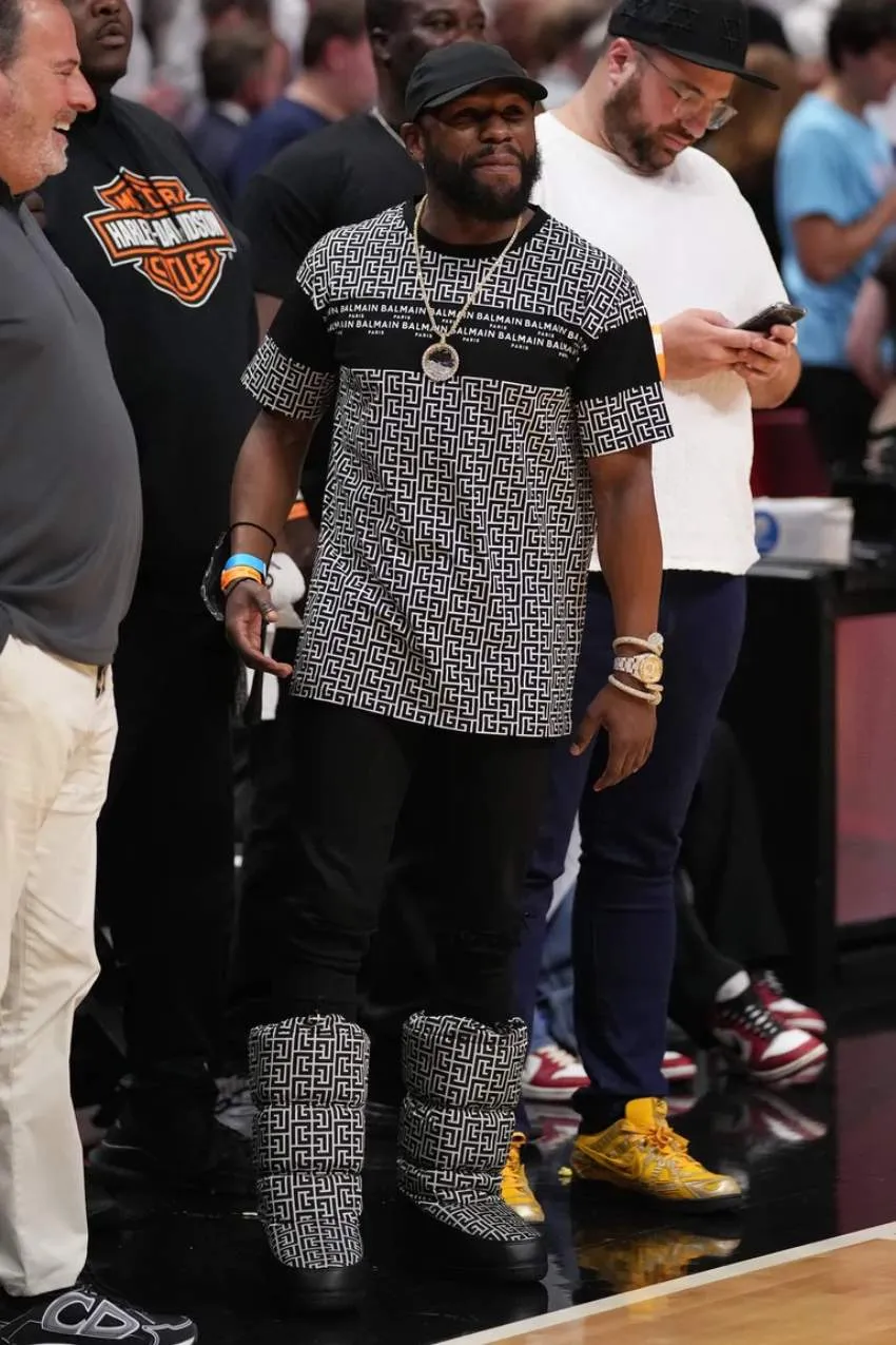 Floyd Mayweather, en el juego entre Suns y Heat