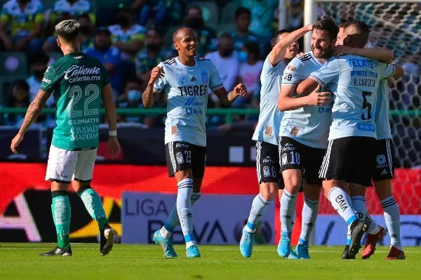 IMAGO7 André Pierre-Gignac celebra con Tigres frente a León
