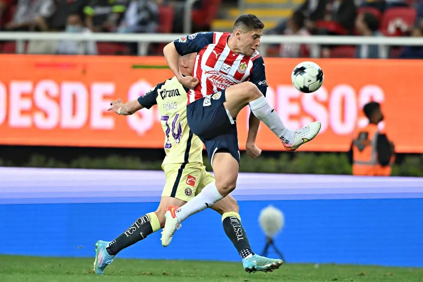 Olivas en el Clásico Nacional