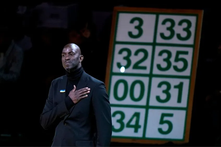 Kevin Garnett durante el homenaje