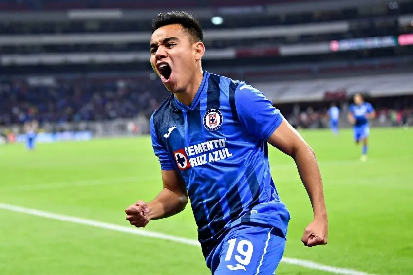 Carlos Rodríguez festejando un gol