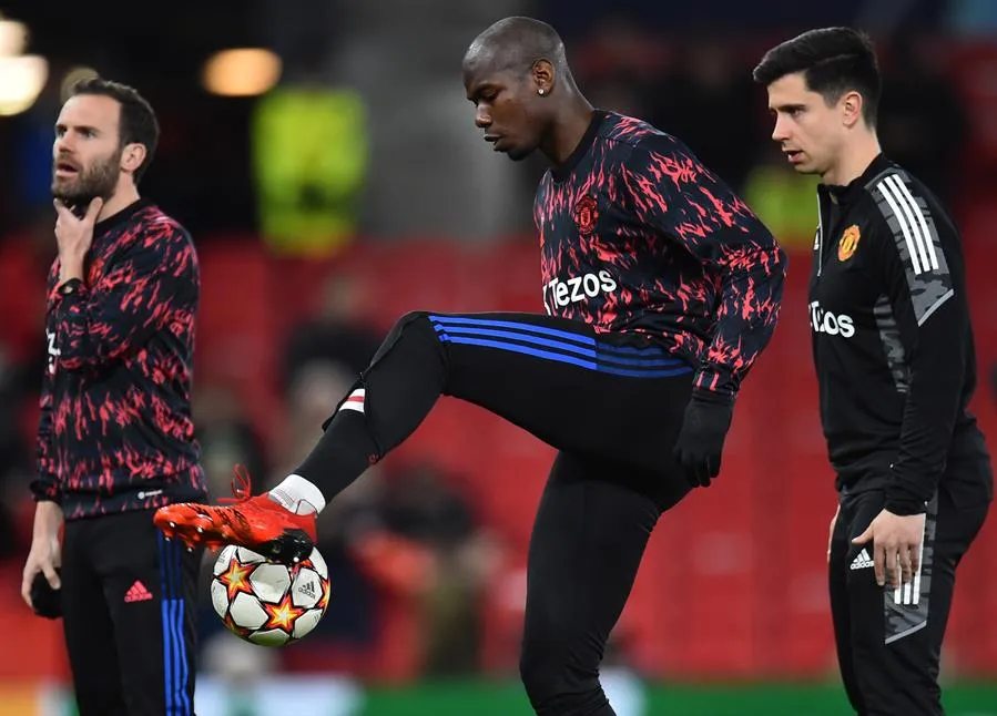 Pogba en un partido con el United