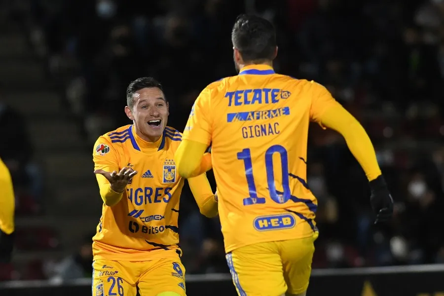 IMAGO7 Gignac y Thauvin festejando un gol con Tigres