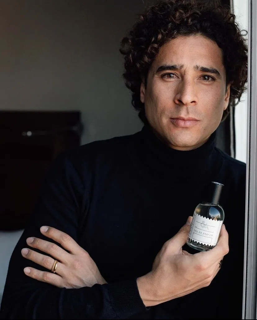 Guillermo Ochoa estrenó línea de perfumes con el nombre de '8A'