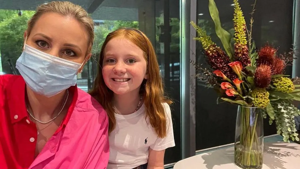 Roxy Jacenko junto a su hija Pixie Curtis