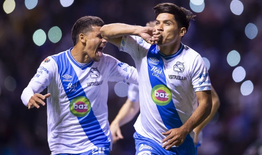 MEXSPORT Martín Barragán en celebración de su tanto