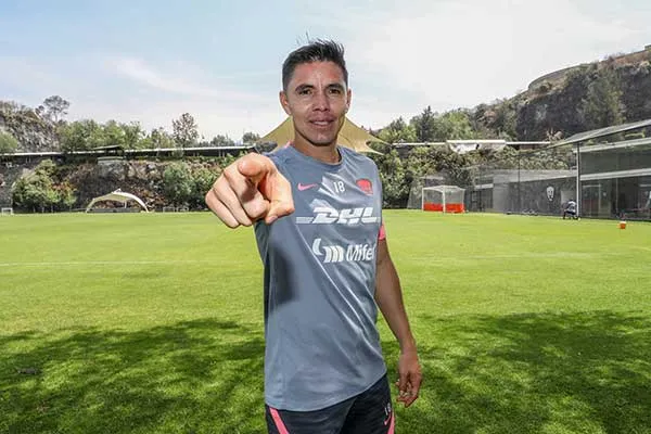 AGENCIA RÉCORD | LUIS MARÍN El Chispa en sesión de fotos en Cantera