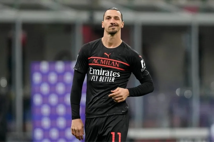 AP Ibrahimovic tras un partido del Milán