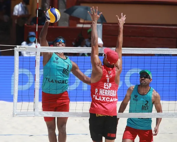 Dupla mexicana durante el Beach Pro Tour Challenge de Tlaxcala 2022