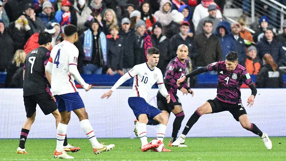 IMAGO7 Selección Mexicana jugando partido ante los Estados Unidos