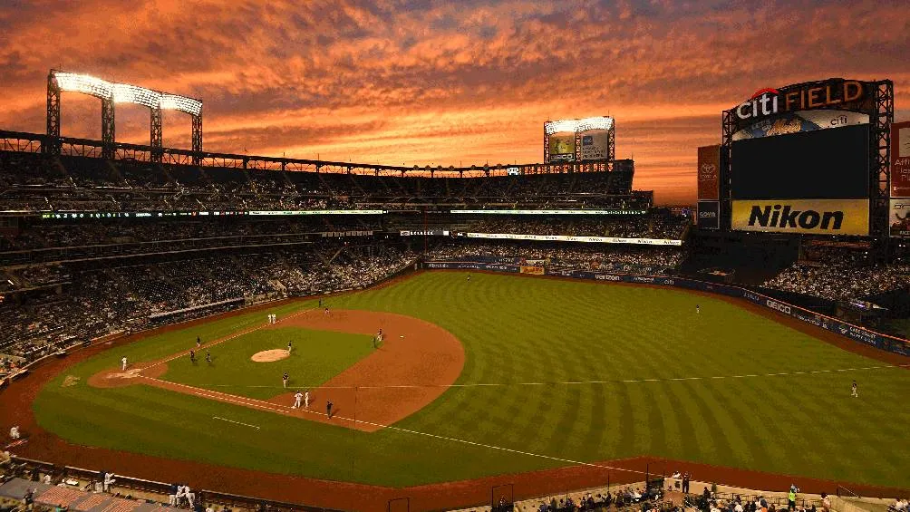 Equipo de los Mets durante un partido de la MLB en el Citi Field