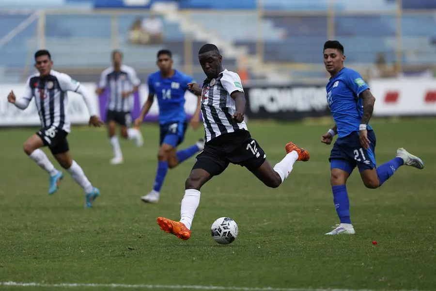 Campbell marcó el de la victoria